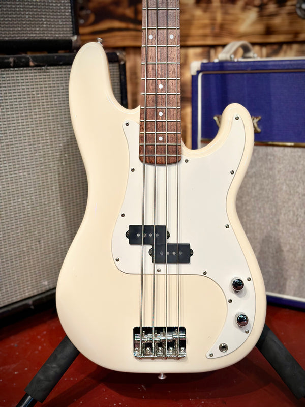 Squire P Bass Vintage White
