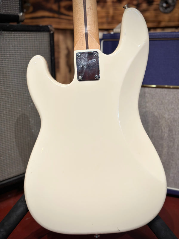 Squire P Bass Vintage White