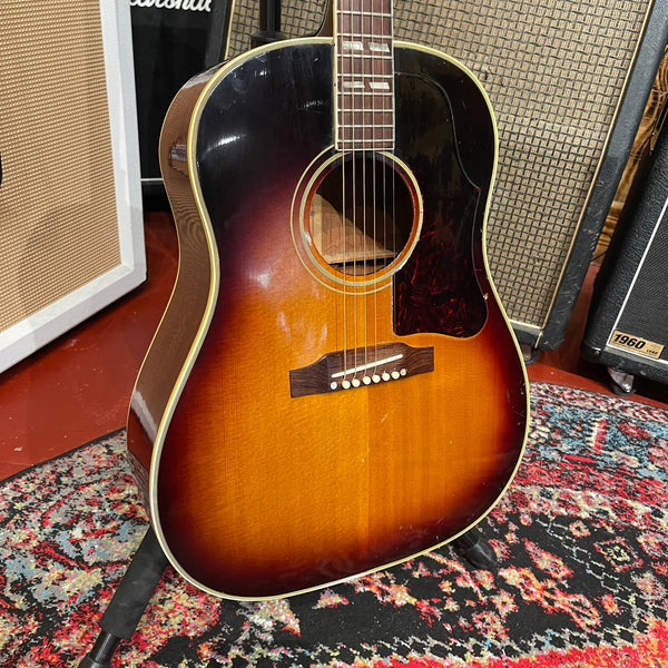 Gibson SJ 1962 includes hardcase G-0790