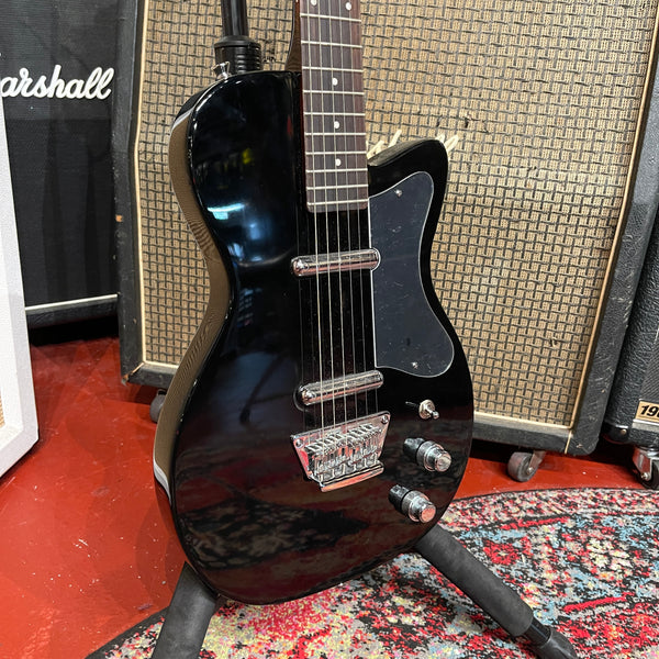 Silvertone 1303/U2 BK *NEW*