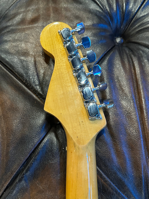 Memphis MG 100 w/original Bill Lawerence pups Electric Guitar w/gig bag #820