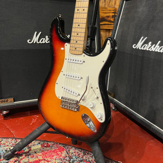 Fender Stratocaster MIM - Includes Gigbag G-0807 - #MN8315324