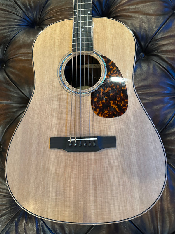 Larrivee BT-09 Rosewood Baritone Acoustic *NEW* G-446