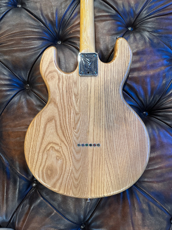 Peavy T 60 Electric Guitar sn#00322051 gig bag #819 Consignment