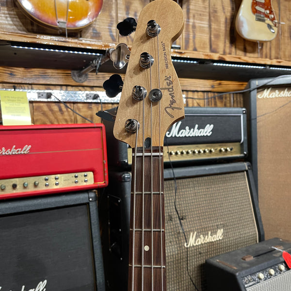 Fender MIM Precision Bass - Serial# MX22123178 - No Case
