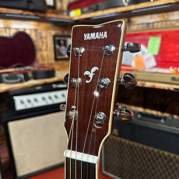 Yamaha FG830 - Includes K&K Pickup & Hardshell Case