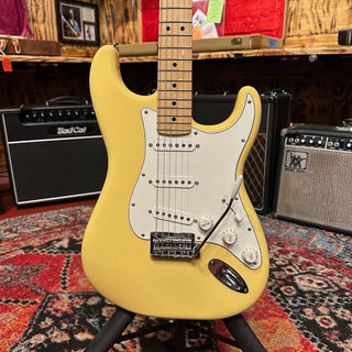 Fender Player Stratocaster SSS - Includes Gig Bag