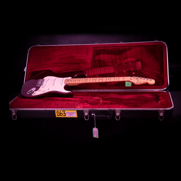 Fender - 1989 Stratocaster Candy Apple Red - C263