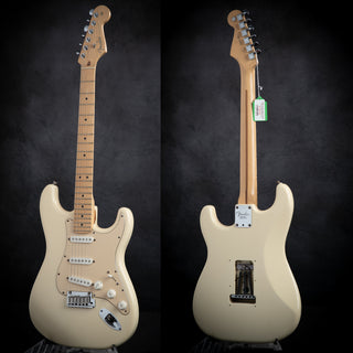 Fender - 2006 Stratocaster White