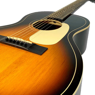 Silvertone 604AVS Parlor Vintage Sunburst Acoustic Guitar